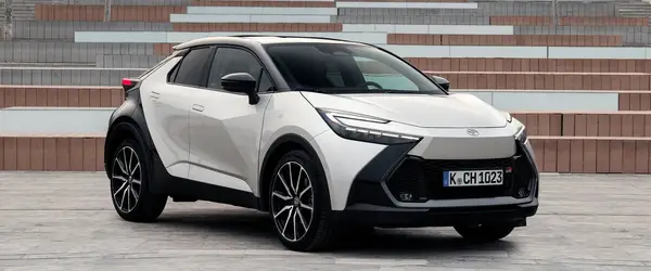 Manuales del Propietario y Guías del Usuario de Toyota C-HR